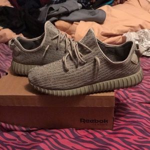 Yeezy 350 Boost “Moonrock”